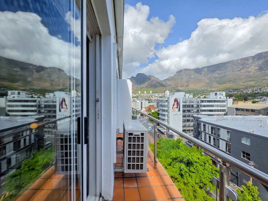 1 Bedroom Property for Sale in Cape Town City Centre Western Cape